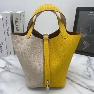 完売必至 エルメス ピコタン コピー PM 18 ローズテキサス erg28166 完売必至 エルメス ピコタン コピー PM 18 ローズテキサス erg28166