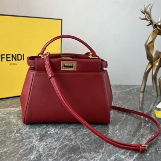 目を惹くカラー フェンディ ショルダーバッグ 本物 fev72717 目を惹くカラー フェンディ ショルダーバッグ 本物 fev72717