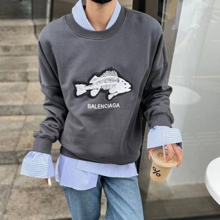 一目惚れバレンシアガ オーバーサイズ スウェットシャツ コピー bah49828 一目惚れバレンシアガ オーバーサイズ スウェットシャツ コピー bah49828
