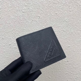 大人気!プラダ コピー ササフィアーノエンボスレザー 財布 ブラック pud62384 大人気!プラダ コピー ササフィアーノエンボスレザー 財布 ブラック pud62384