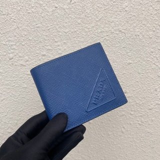 超話題!プラダ 本物 ササフィアーノエンボスレザー 財布 ブルー pud94424 超話題!プラダ 本物 ササフィアーノエンボスレザー 財布 ブルー pud94424