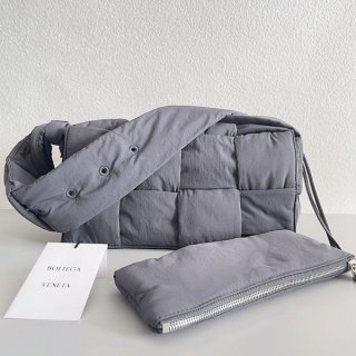 争奪戦 ボッテガヴェネタ ショルダーバッグ 本物 bom00333
