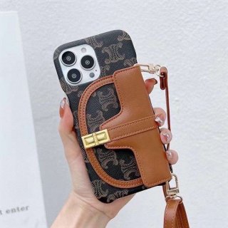 春もの新作 セリーヌ ハンドストラップ付き iPhone ケース 本物 Ceg94608