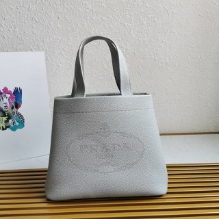 人気急上昇プラダ 本物 ミディアム レザー ロゴ トートバッグ 1BG384 puh47008 人気急上昇プラダ 本物 ミディアム レザー ロゴ トートバッグ 1BG384 puh47008