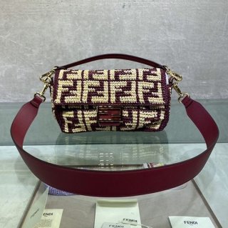 累積売上総額第1位!フェンディ 本物☆バゲット ラフィアバッグ FFクロシェ fei35590 累積売上総額第1位!フェンディ 本物☆バゲット ラフィアバッグ FFクロシェ fei35590