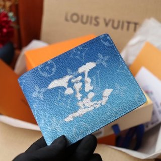 希少色ルイヴィトン ポルトフォイユマルコ 財布 本物 M69742 希少色ルイヴィトン ポルトフォイユマルコ 財布 本物 M69742
