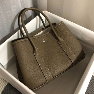 《大人気》エルメス ガーデンパーティ コピー 36 トレンチ erh79917 《大人気》エルメス ガーデンパーティ コピー 36 トレンチ erh79917
