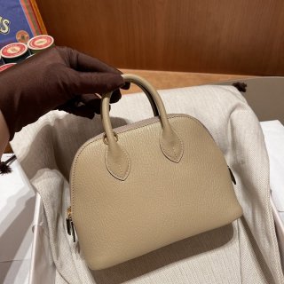 《大人気》 エルメス ボリード18 エトープ 本物 ゴールド金具 erv33967