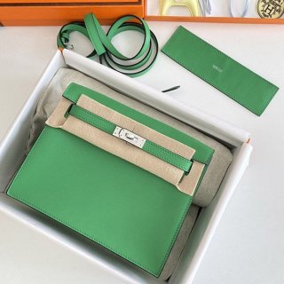 日本未入荷エルメス 本物 ケリーダンス 22cm グリーン 内縫 2色金具 err32869 日本未入荷エルメス 本物 ケリーダンス 22cm グリーン 内縫 2色金具 err32869