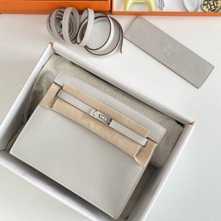 一目惚れエルメス 本物 ケリーダンス 22cm 内縫 2色金具 err58871 一目惚れエルメス 本物 ケリーダンス 22cm 内縫 2色金具 err58871