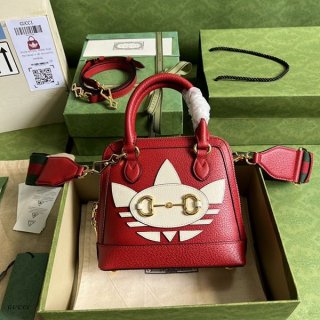 目を惹く話題コラボ アディダス グッチ コピー ホースビット1955 ミニバッグ gua04088 目を惹く話題コラボ アディダス グッチ コピー ホースビット1955 ミニバッグ gua04088
