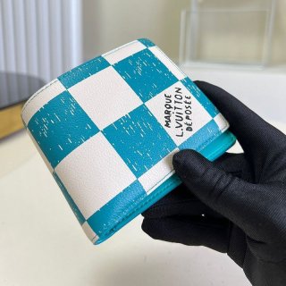 超話題!追跡付き★ルイヴィトン 財布 本物★ポルトフォイユミュルティプル ダミエ★かっこいい!!! vuc38191 超話題!追跡付き★ルイヴィトン 財布 本物★ポルトフォイユミュルティプル ダミエ★かっこいい!!! vuc38191