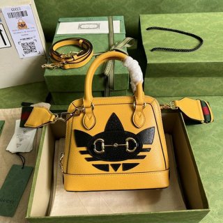 ★日本!!人気!話題コラボ アディダス グッチ コピー ホースビット1955 ミニバッグ 677212U3ZDG7775 ★日本!!人気!話題コラボ アディダス グッチ コピー ホースビット1955 ミニバッグ 677212U3ZDG7775