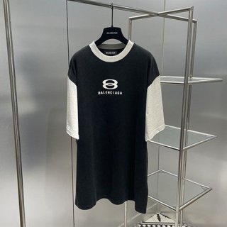 超希少!【バレンシアガ】ユニセックス 半袖 ロゴ Tシャツ 本物 bau57176 超希少!【バレンシアガ】ユニセックス 半袖 ロゴ Tシャツ 本物 bau57176