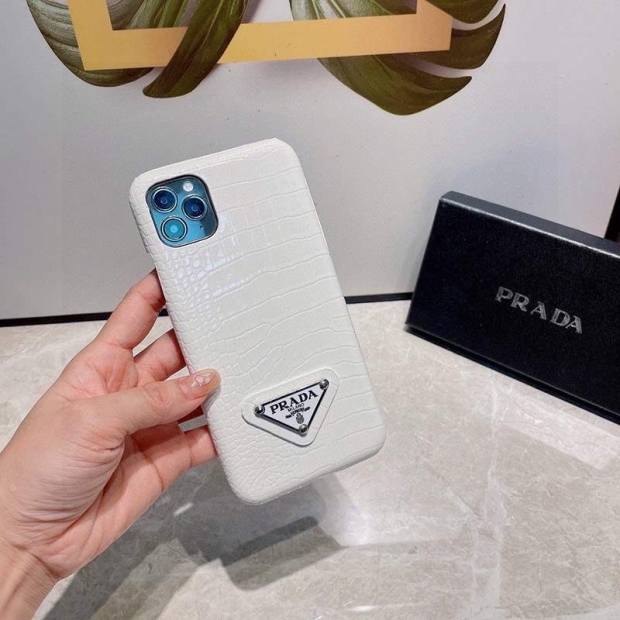 プラダ ケース 本物 トライアングルロ ワニ柄 iPhone12/13/proケース超人気 pui22351