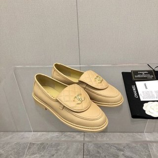春もの新作シャネル コピー ローファー マトラッセ CCターンロック shs35873 春もの新作シャネル コピー ローファー マトラッセ CCターンロック shs35873