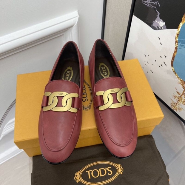 稀少◆送料関税込◆ TODS 本物 ケイトレザーローファー tox20409