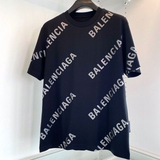 最安値挑戦 バレンシアガ●ALLOVER SPORTY LOGO フィット 本物 Tシャツ bac98825 最安値挑戦 バレンシアガ●ALLOVER SPORTY LOGO フィット 本物 Tシャツ bac98825
