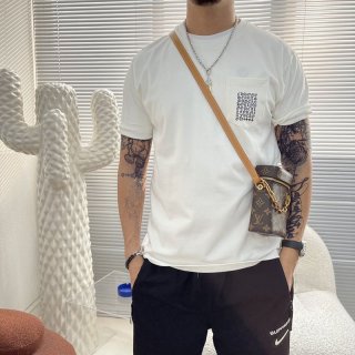 超話題!★入手困難レア!クロムハーツ マルチロゴ Tシャツ コピー 3色 Kuu70852 超話題!★入手困難レア!クロムハーツ マルチロゴ Tシャツ コピー 3色 Kuu70852