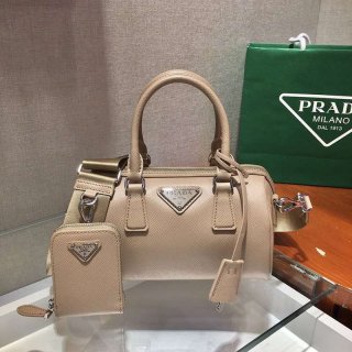 人気急上昇 プラダ ショルダーバッグ 本物 高品質 puq89907 人気急上昇 プラダ ショルダーバッグ 本物 高品質 puq89907