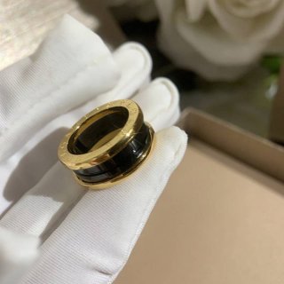 《大人気》ギフトに最適ブルガリ B.ZERO1 18Kピンクゴールド 1バンドリング Bui51959 《大人気》ギフトに最適ブルガリ B.ZERO1 18Kピンクゴールド 1バンドリング Bui51959