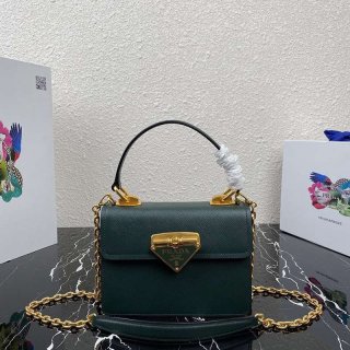 定番人気 プラダ コピーショルダーバッグ 1BN021 puw29132 定番人気 プラダ コピーショルダーバッグ 1BN021 puw29132