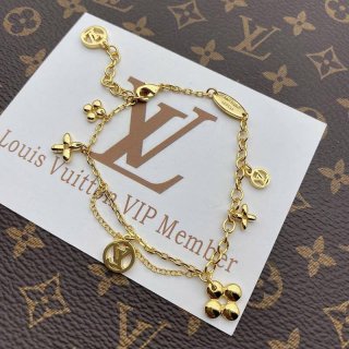 可愛いルイヴィトン コピー ブラスレ イディール チャーム vus94741 可愛いルイヴィトン コピー ブラスレ イディール チャーム vus94741
