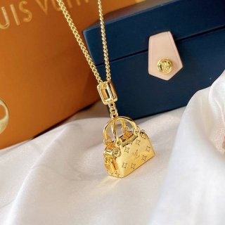 人気No1ルイヴィトン LVトリビュート コピー ネックレス vux42626 人気No1ルイヴィトン LVトリビュート コピー ネックレス vux42626