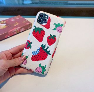 一目惚れグッチ いちご ケース 本物 ストロベリー iPhone GG スプリーム guz33808 一目惚れグッチ いちご ケース 本物 ストロベリー iPhone GG スプリーム guz33808