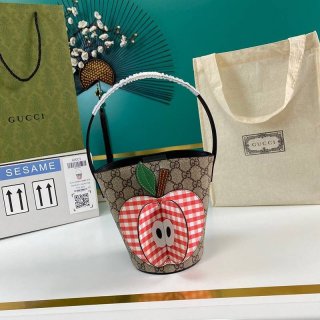 一目惚れグッチ バケットバッグ 本物 チルドレン アップル 大人もOK guk22291 一目惚れグッチ バケットバッグ 本物 チルドレン アップル 大人もOK guk22291