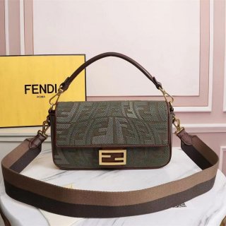 春もの新作フェンディ バゲット コピー フィッシュアイ FFキャンバス バッグ feg17784 春もの新作フェンディ バゲット コピー フィッシュアイ FFキャンバス バッグ feg17784