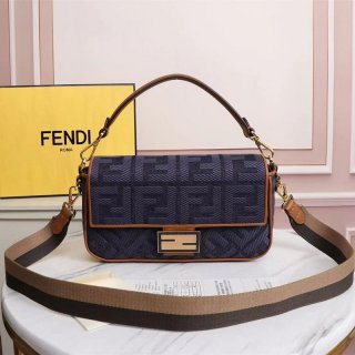送料込フェンディ ミディ 本物 バゲット FFファブリック バッグ fez73072 送料込フェンディ ミディ 本物 バゲット FFファブリック バッグ fez73072