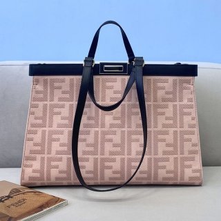 世界中で大人気フェンディピーカブー エックストート コピー FFウール バッグ feu42338 世界中で大人気フェンディピーカブー エックストート コピー FFウール バッグ feu42338