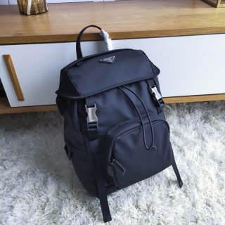 プラダ 限定希少 ナイロンサフィアーノバックパック 2BZ0390 プラダ 限定希少 ナイロンサフィアーノバックパック 2BZ0390