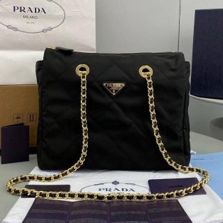 21-22AW 定番人気 プラダ ナイロン ショルダーバック 本物 puk95842 21-22AW 定番人気 プラダ ナイロン ショルダーバック 本物 puk95842