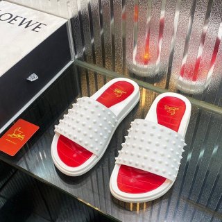 【日本未発売】ルブタン★Pool Fun Spiked レザーサンダル Ruy23718 【日本未発売】ルブタン★Pool Fun Spiked レザーサンダル Ruy23718
