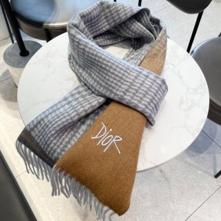 超限定ディオール マフラー コピー★Very掲載★ヴァージンウール def52109 超限定ディオール マフラー コピー★Very掲載★ヴァージンウール def52109