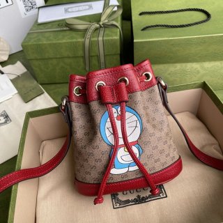 ★日本!!人気!ドラえもんxグッチ★GGロゴミニバケツバッグコピー グッチ ドラえもん guf08986 ★日本!!人気!ドラえもんxグッチ★GGロゴミニバケツバッグコピー グッチ ドラえもん guf08986