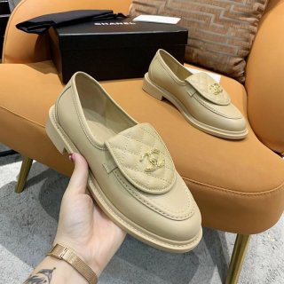 関税なし*大人気*シャネル CCターンロック ローファー コピー she16939 関税なし*大人気*シャネル CCターンロック ローファー コピー she16939