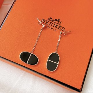 【人気★完売必至】エルメス ピアス コピー★シェーヌダンクルヴェルソ H220541B00 【人気★完売必至】エルメス ピアス コピー★シェーヌダンクルヴェルソ H220541B00