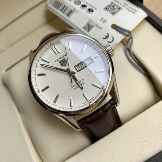 世界中で大人気タグホイヤー カレラ 本物 自動巻き シルバー 文字盤 ステンレスWAR201B.FC6291