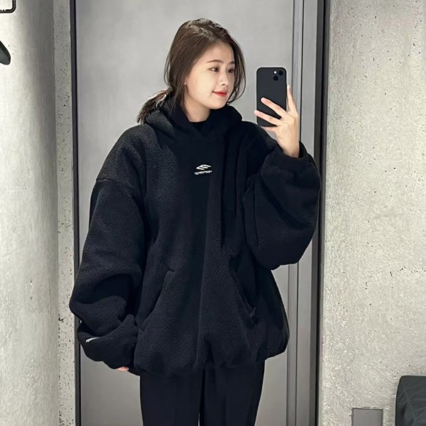 バレンシアガ ロゴ パーカー 本物 hooded fleece jacket with hood Black 810113TQQ02