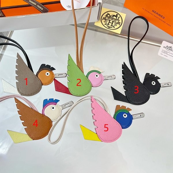 お洒落で可愛い【エルメス】 バーディチャーム 本物 Birdy Charm erx88190