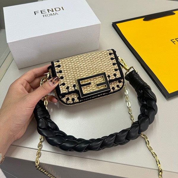 フェンディ ナノバゲット かごバッグ 本物 チャーム 7AR996AKKSF0VPJ