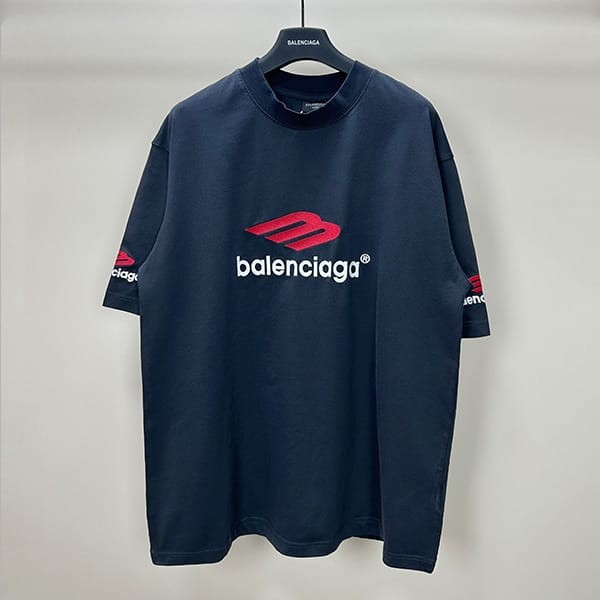 目を惹くカラーバレンシアガ フィット ミディアム T シャツ 本物 764235TPVD71470