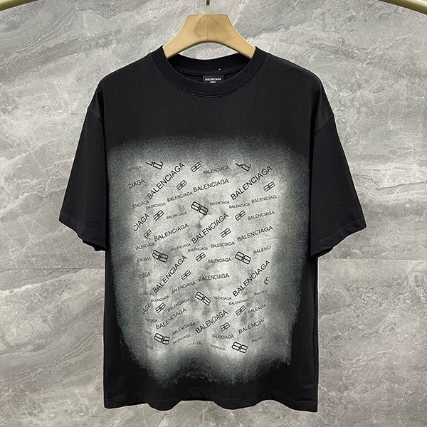 大人気！注目度抜群！バレンシアガ BB Tシャツ 本物 bab97802