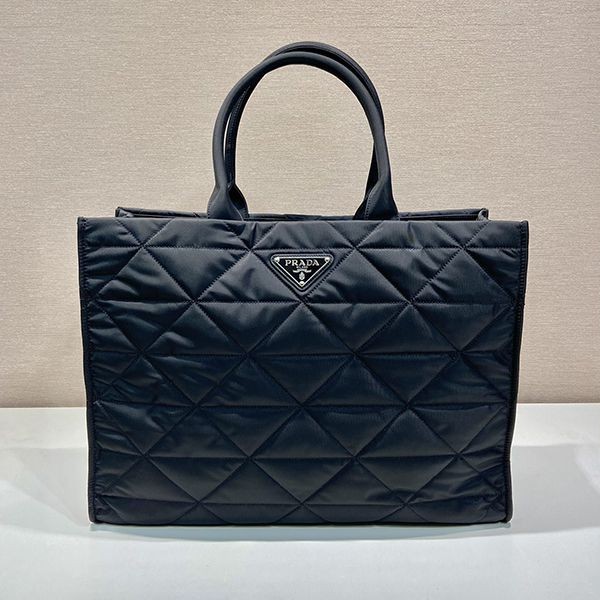 売上総額１位！プラダ Re-Nylon トップステッチ トートバッグ 本物 2VG096 puo67071