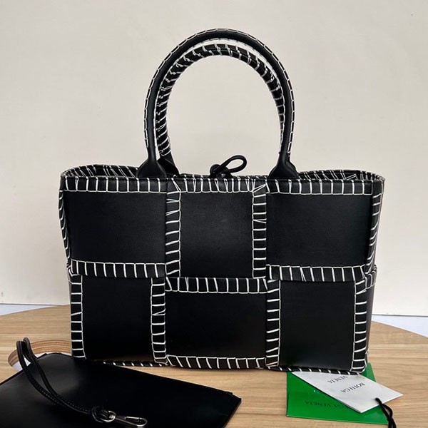 《大人気》ボッテガヴェネタ アルコ 本物 トートARCO TOTE bom56825